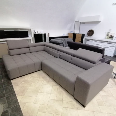 Sectional "Elias" in Gray Fabric + Bed Function