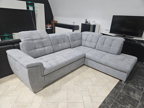 Sectional "Nelson" in Gray + Bed Function/Storage