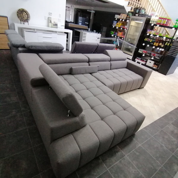 Sectional "Elias" in Gray Fabric + Bed Function
