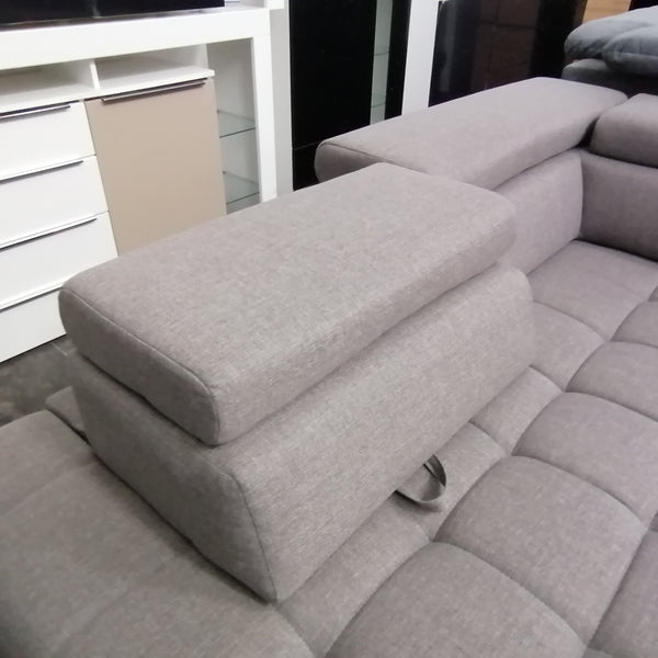 Sectional "Elias" in Gray Fabric + Bed Function